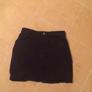 Brandy Melville skirt